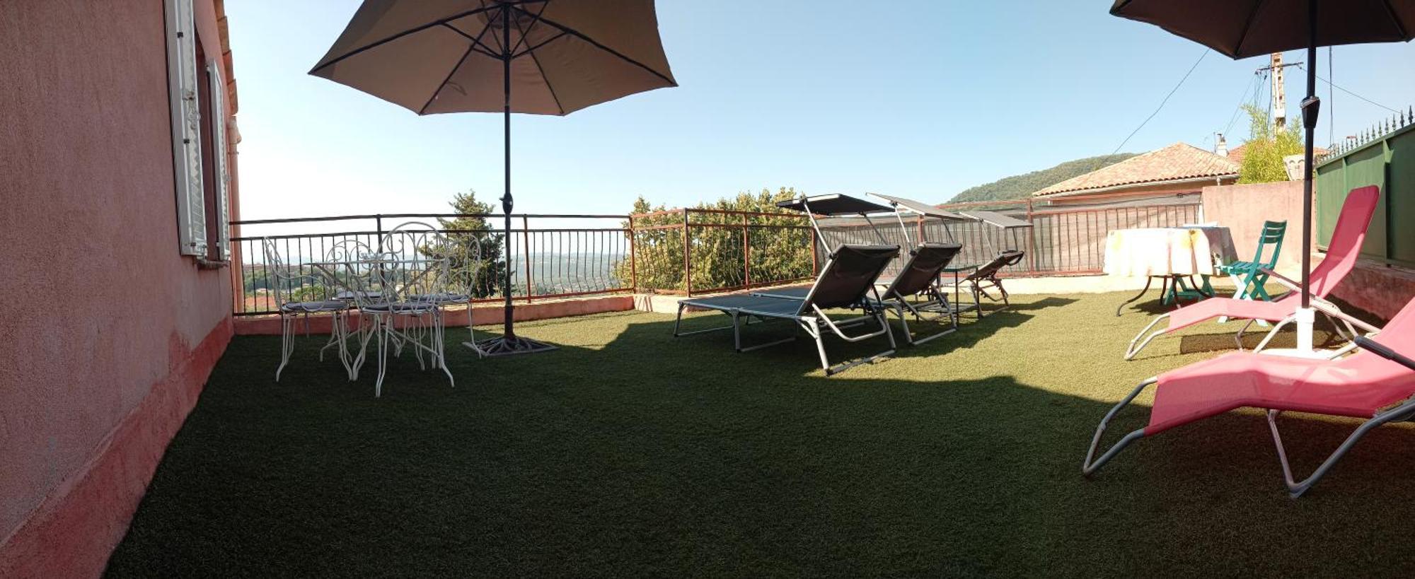 Апартаменты De 1 A 6 Avec Terrasse Solarium, Vue Panoramique Et Parking Gratuit Грасс Экстерьер фото